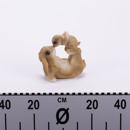 03900711_zajace-polyresin-17cm